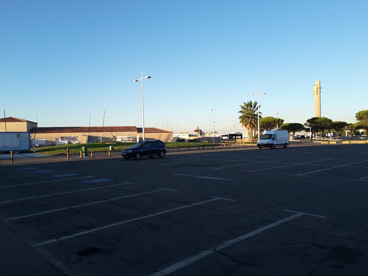 Hotel Restaurant Calypso Fos-sur-Mer Exterior foto
