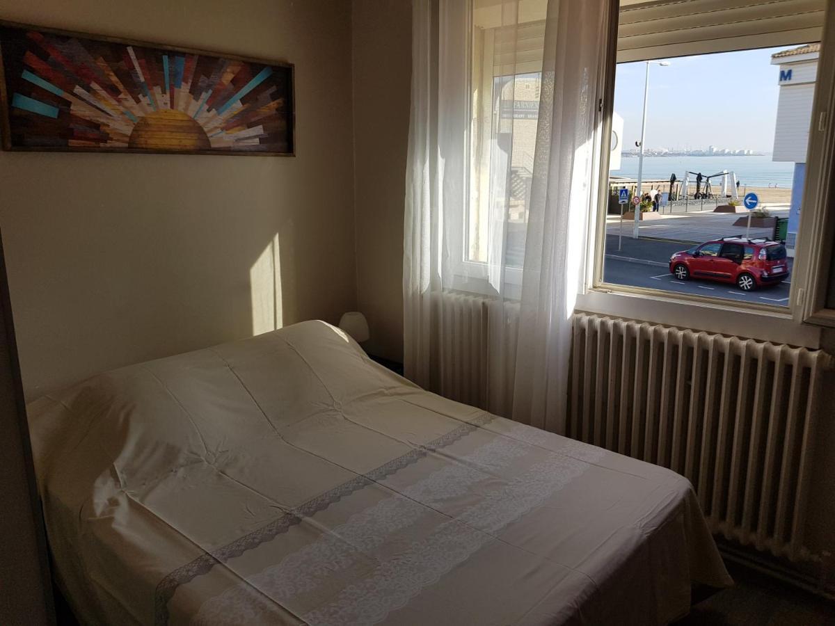 Hotel Restaurant Calypso Fos-sur-Mer Exterior foto